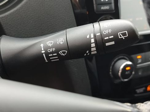 Used 2020 Nissan Rogue S w/ Special Edition Package FWD image 23