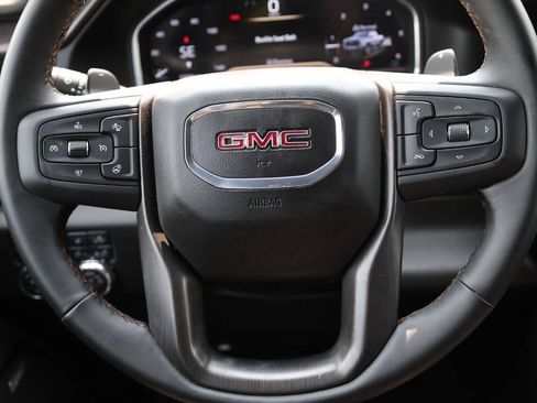 Used 2025 GMC Sierra 1500 AT4 w/ AT4 Premium Package AWD/4WD image 18