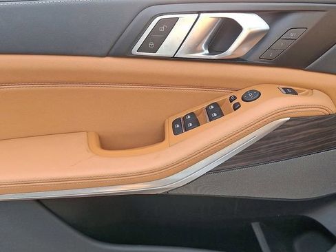 Certified 2024 BMW X5 xDrive40i w/ M Sport Package image 12