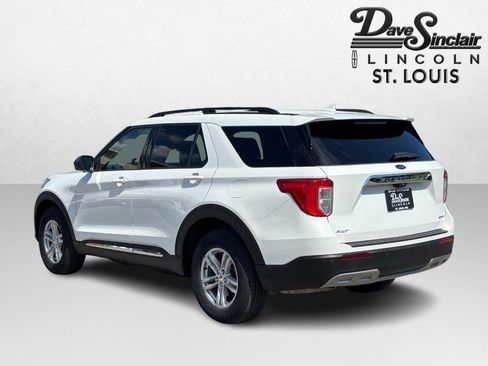 Used 2023 Ford Explorer XLT w/ Equipment Group 202A AWD/4WD image 5