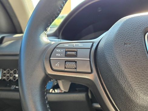 Used 2023 Honda Accord EX-L image 31