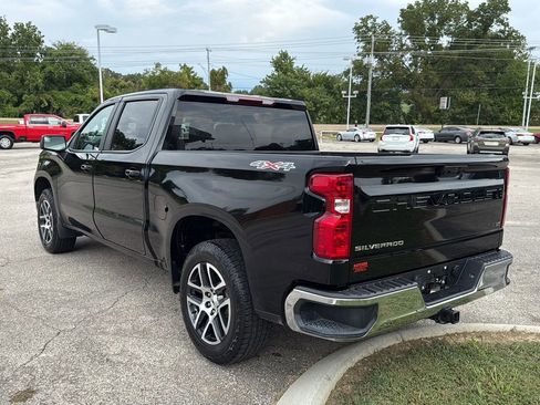 Used 2025 Chevrolet Silverado 1500 LT image 3
