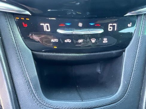 Used 2020 Cadillac XT6 Sport AWD/4WD image 19