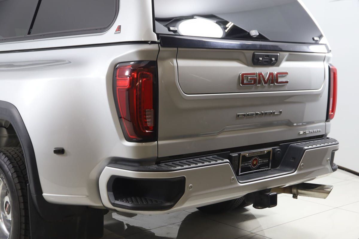 Used 2021 GMC Sierra 3500 Denali w/ Denali Ultimate Package AWD/4WD image 26