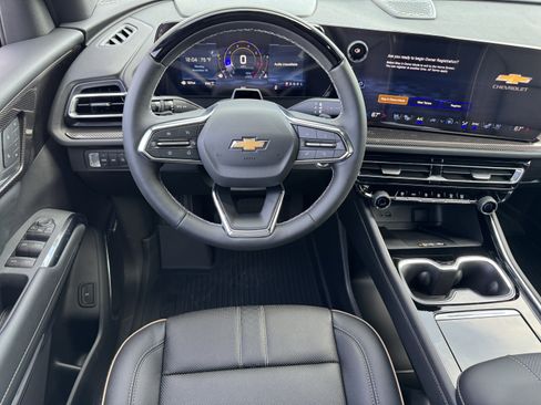 New 2026 Chevrolet Traverse High Country w/ LPO, Floor Liner Package image 19