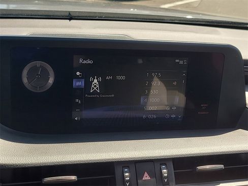 Used 2021 Lexus ES 300h w/ Premium Package image 22