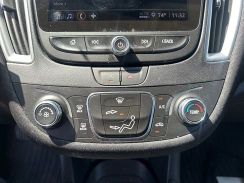 Used 2024 Chevrolet Malibu RS FWD image 15