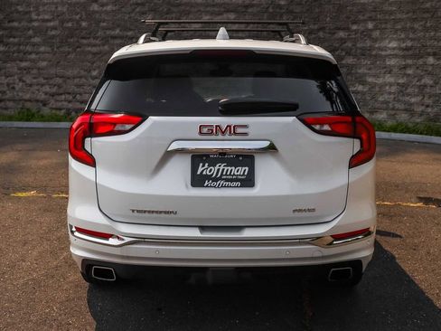 Used 2020 GMC Terrain Denali w/ Denali Premium Package image 8