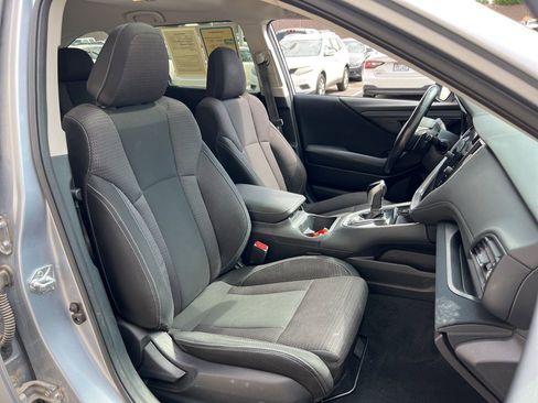 Used 2022 Subaru Outback Premium image 24