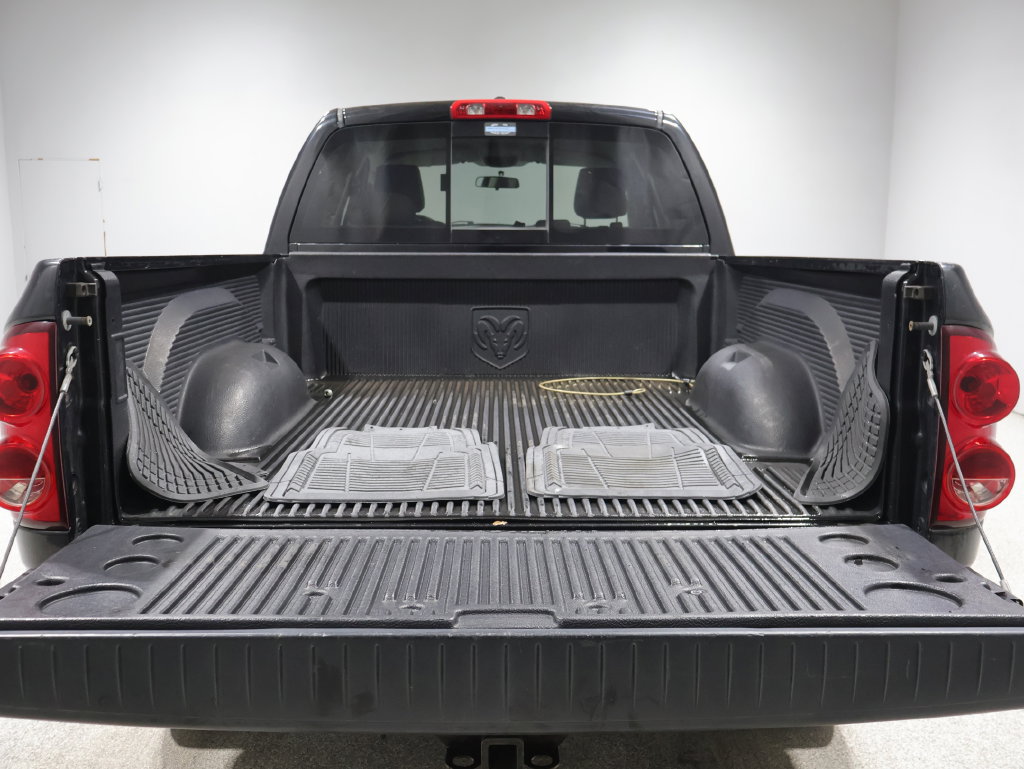 Used 2008 Dodge Ram 1500 Truck SLT w/ Trailer Tow Group RWD image 14