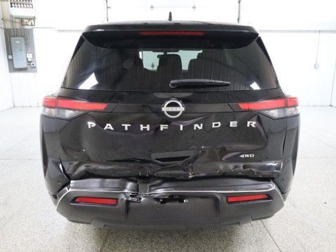 Used 2022 Nissan Pathfinder S AWD/4WD image 8