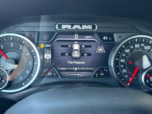 New 2026 RAM 1500 Laramie AWD/4WD image 23
