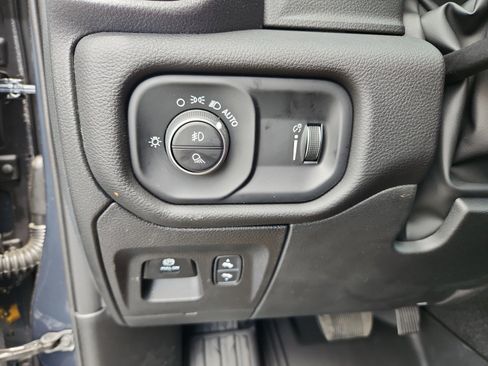 New 2025 RAM 1500 Big Horn image 31