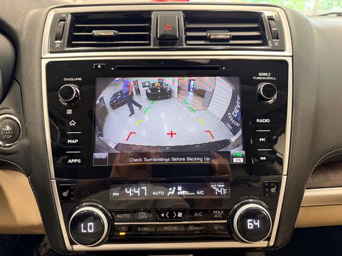 Used 2018 Subaru Outback 2.5i Limited AWD/4WD image 40