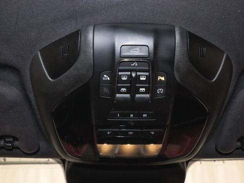 Used 2023 Maserati Levante GT image 35