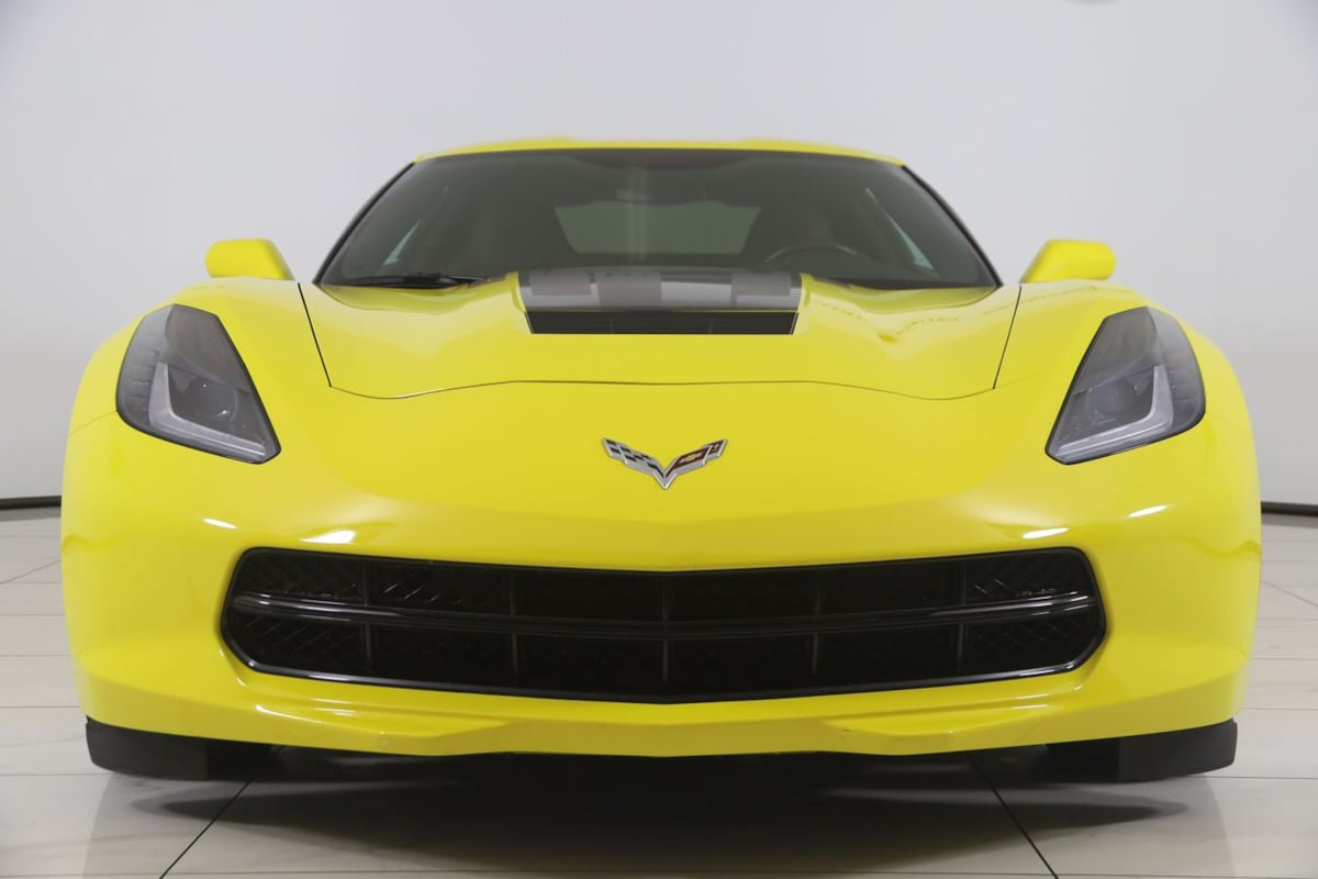 Used 2016 Chevrolet Corvette Stingray Coupe RWD image 6