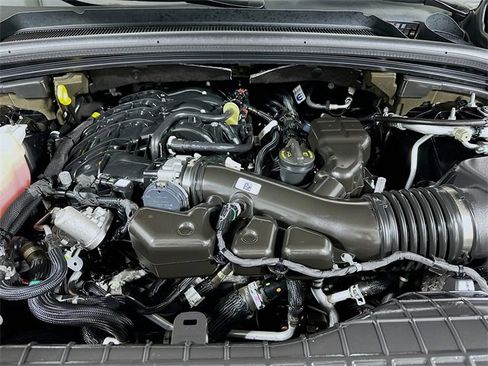 Used 2023 Jeep Grand Cherokee L Limited image 24