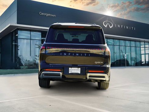 New 2026 INFINITI QX80 Luxe w/ Exterior Package image 6
