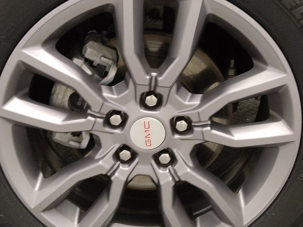 Used 2024 GMC Terrain SLT AWD/4WD image 31