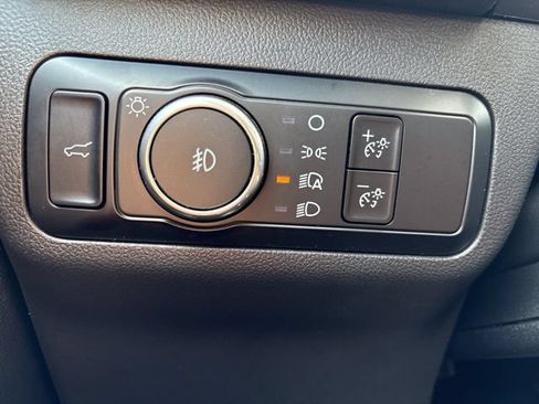 Certified 2025 Ford Escape ST-Line Select AWD/4WD image 28