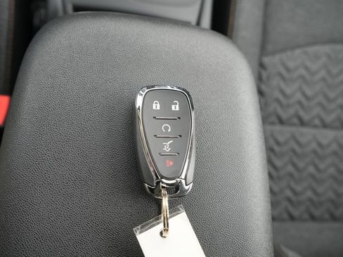 Used 2024 Chevrolet Equinox LT w/ LPO, Floor Liner Package AWD/4WD image 40