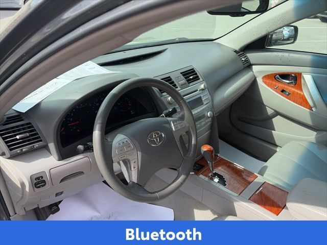 Used 2011 Toyota Camry XLE w/ XLE Extra-Value Pkg #2 FWD image 10