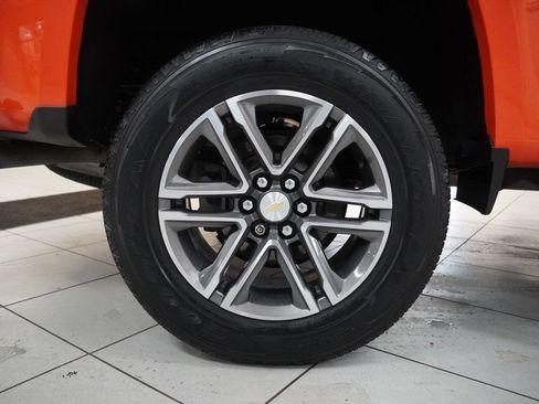 Used 2021 Chevrolet Colorado W/T w/ Custom Special Edition AWD/4WD image 28