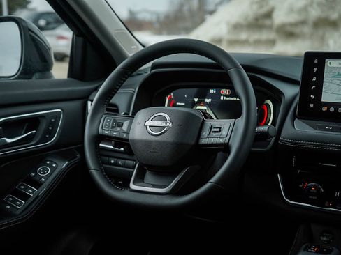 New 2026 Nissan Rogue Platinum image 16