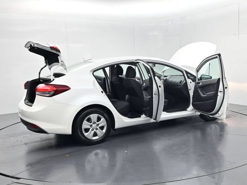 Used 2018 Kia Forte LX w/ LX Popular Package FWD image 52