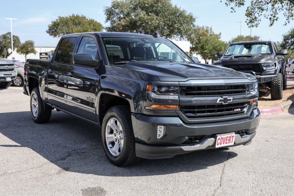 Used 2018 Chevrolet Silverado 1500 LT w/ Texas Edition AWD/4WD image 7
