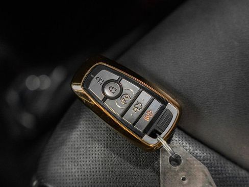 Used 2017 Ford Fusion Titanium image 43