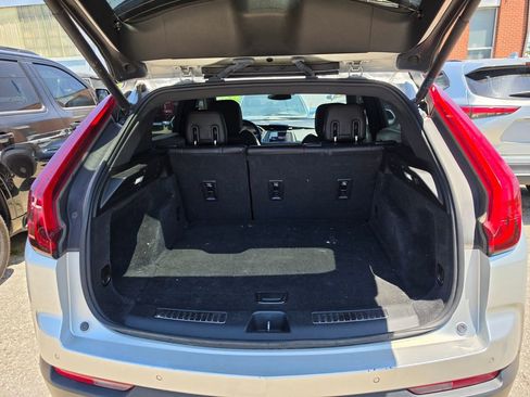 Used 2020 Cadillac XT4 Premium Luxury AWD/4WD image 8