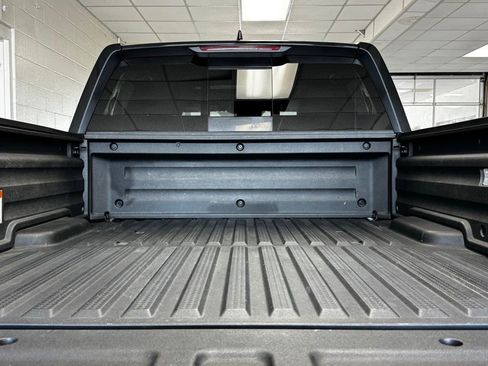 Used 2019 Honda Ridgeline Black Edition image 9