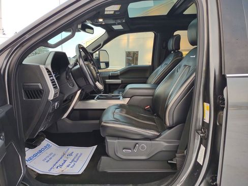 Used 2019 Ford F450 Platinum w/ Platinum Ultimate Package image 9