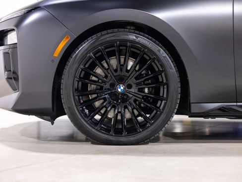 Used 2026 BMW 760i xDrive AWD/4WD image 19