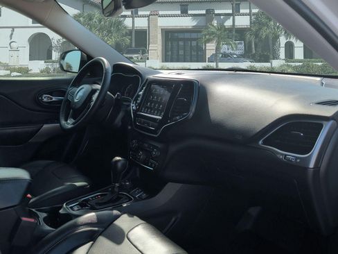 Used 2022 Jeep Cherokee Limited AWD/4WD image 28