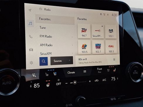 Used 2023 Lexus RX 350 Premium image 18