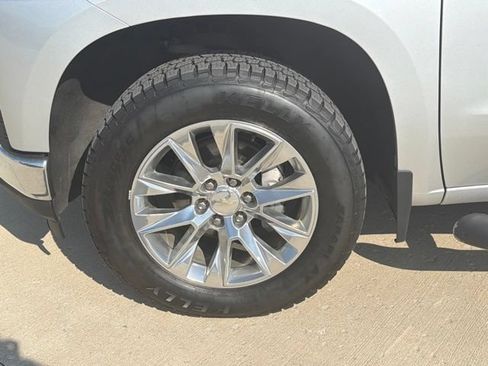 Used 2020 Chevrolet Silverado 1500 LTZ AWD/4WD image 10