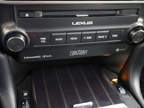 Used 2023 Lexus GX 460 Premium w/ Accessory Package AWD/4WD image 34