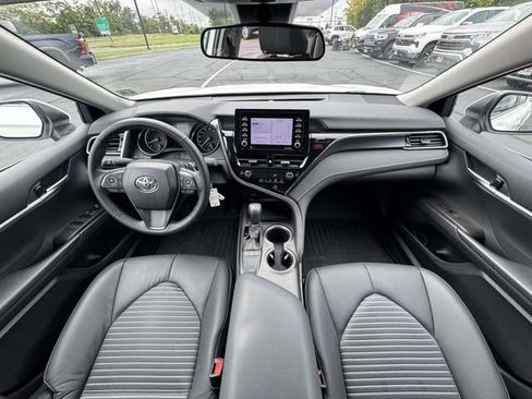 Certified 2023 Toyota Camry SE FWD image 35