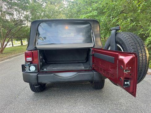 Used 2009 Jeep Wrangler X AWD/4WD image 7
