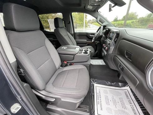 Certified 2022 Chevrolet Silverado 1500 RST w/ Z71 Off-Road Package image 38