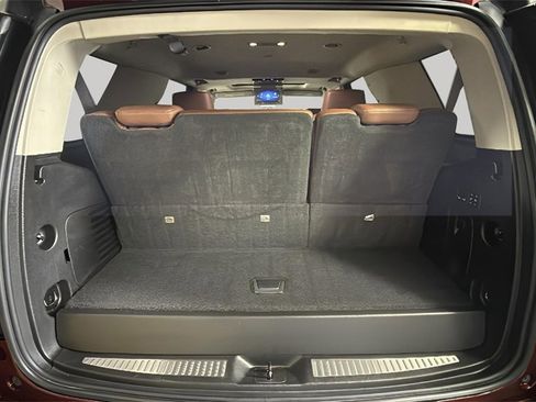 Used 2017 Cadillac Escalade Premium Luxury image 33