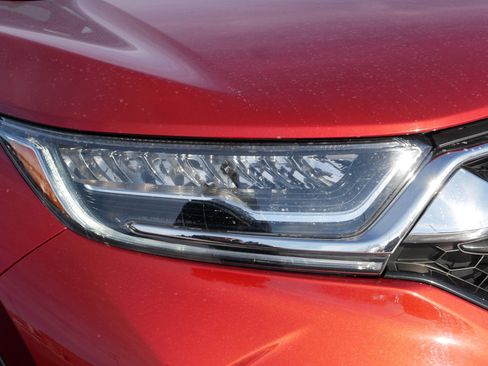 Used 2018 Honda CR-V Touring image 16