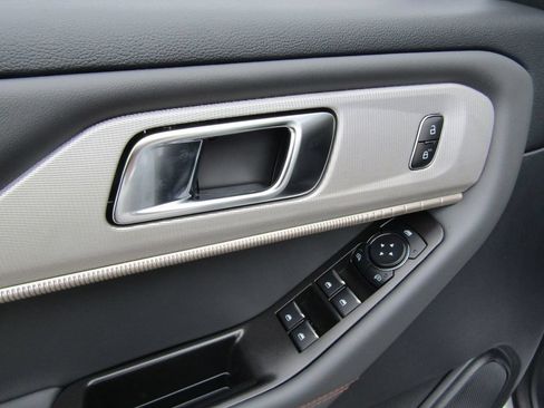 New 2026 Ford Explorer Active AWD/4WD image 22