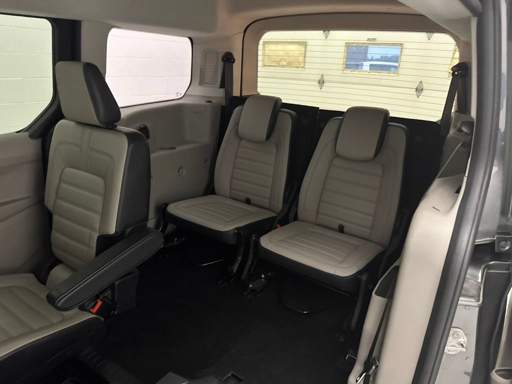 Used 2019 Ford Transit Connect Titanium FWD image 39