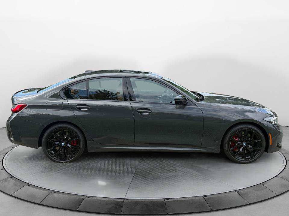 New 2026 BMW 330i xDrive Sedan w/ M Sport Package AWD/4WD image 8
