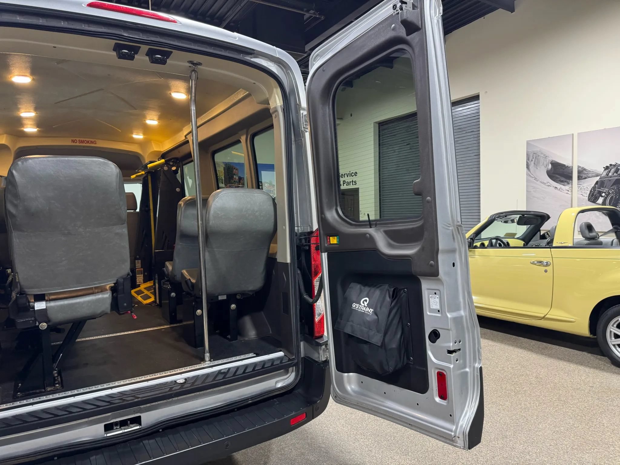 Used 2015 Ford Transit 350 148 Medium Roof RWD image 26