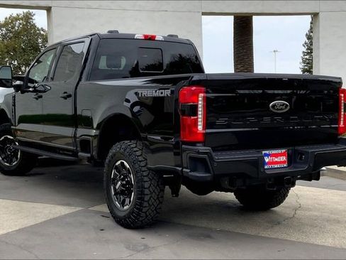 New 2026 Ford F250 Lariat w/ Tremor Off-Road Package image 3