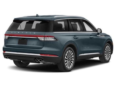 Used 2020 Lincoln Aviator Reserve w/ Equipment Group 202A image 2